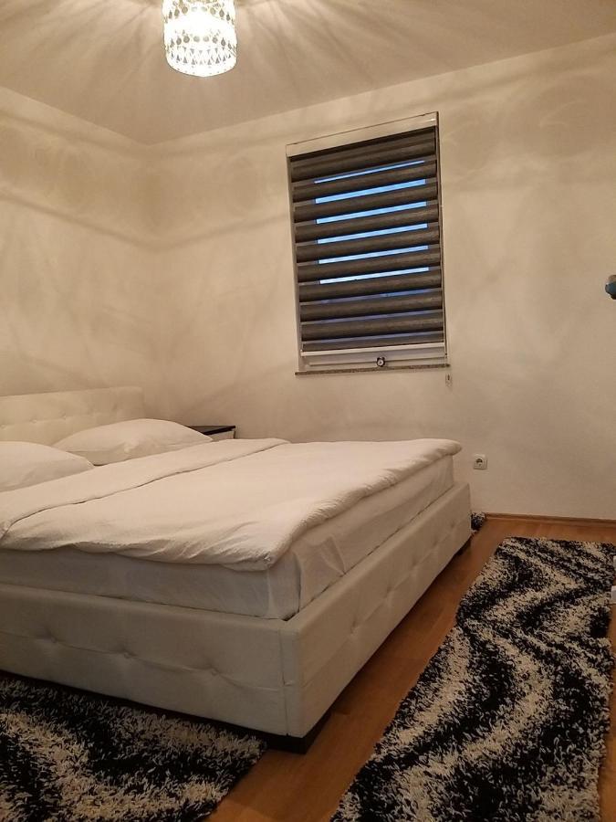 Brilliant Apartman Bihać Екстериор снимка